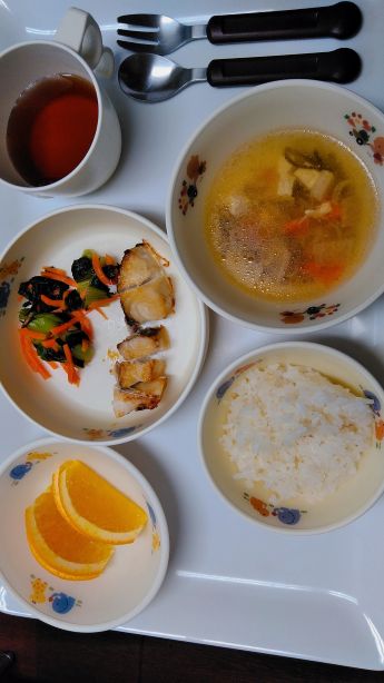給食