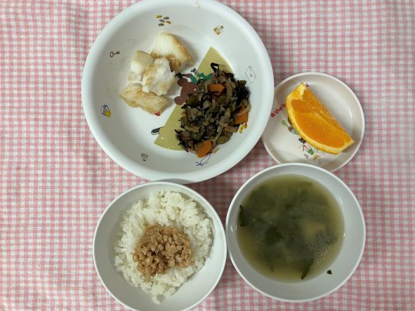 今日の給食とおやつ